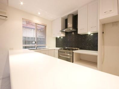 12 Moreau Mews, Applecross WA 6153