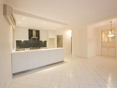 12 Moreau Mews, Applecross WA 6153