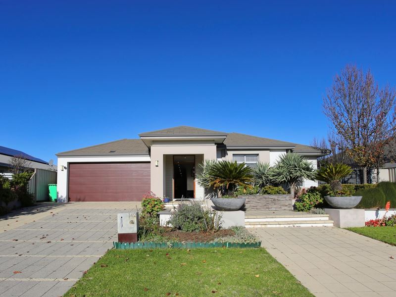 142 Grand Entrance, Australind