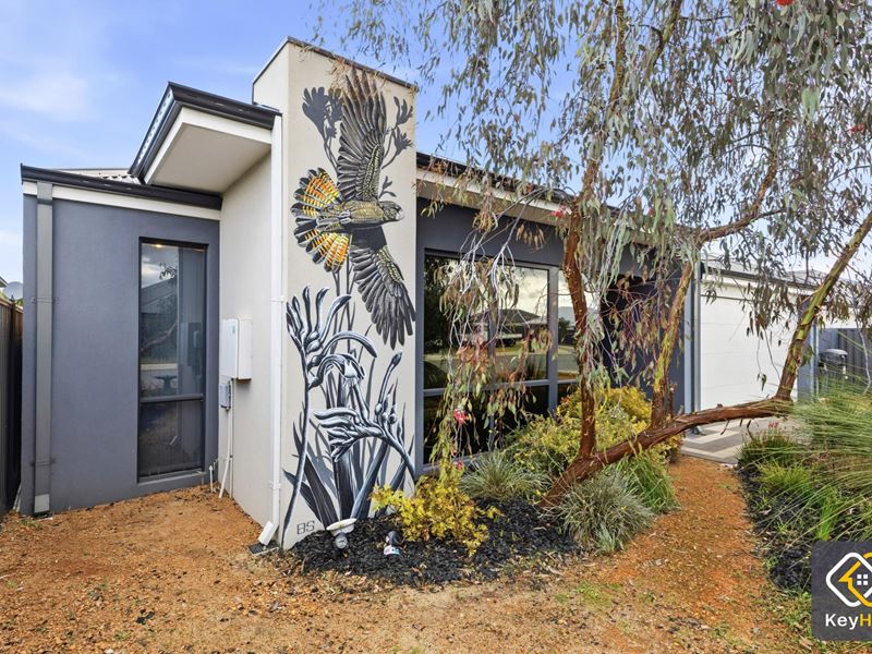 166 Jolly Rambler Boulevard, Ravenswood
