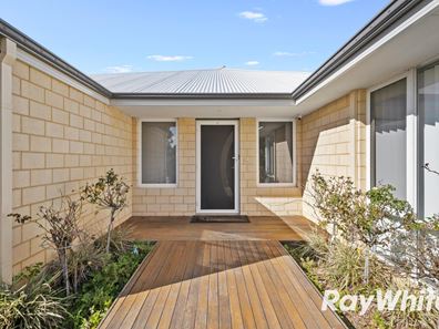14 Edgbaston Road, Meadow Springs WA 6210