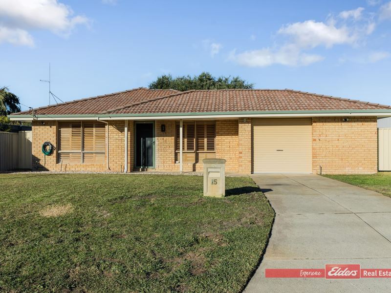 15 Fountain Court, Safety Bay WA 6169