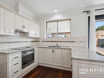 16 Norland Way, Spearwood WA 6163