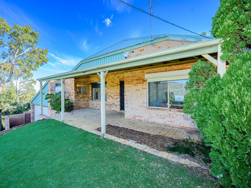 8 Binburra Way, Mount Nasura WA 6112
