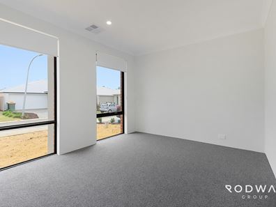 18 Freestall Loop, Byford WA 6122