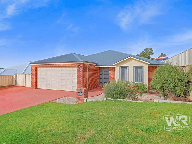 11 Price Street, Bayonet Head WA 6330