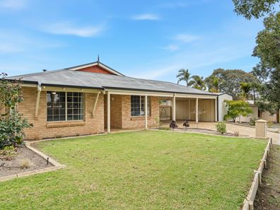 18 Inquirer Lane, Stratton WA 6056