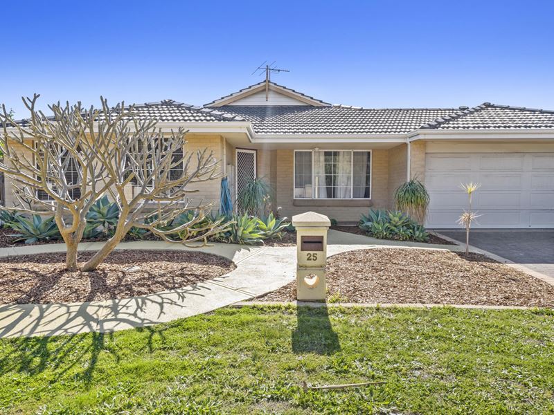 25 Bethel Corner, Halls Head WA 6210