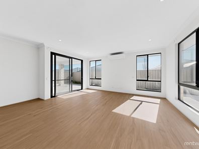 19 Daffodil Wy, Karnup WA 6176