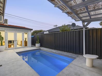 30 Ewen Street, Scarborough WA 6019