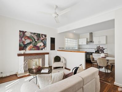 6 Spencer Road, Kelmscott WA 6111