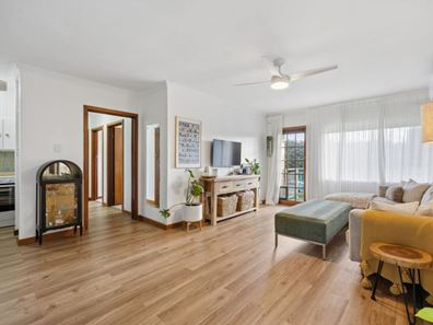 8/30 Lockwood Street, Yokine WA 6060