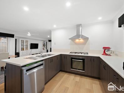 9 Xanthium Circle, Seville Grove WA 6112