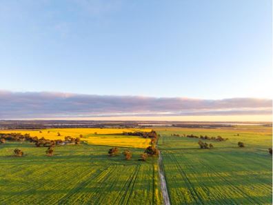 "Wareenup" Newton Road, Cranbrook WA 6321