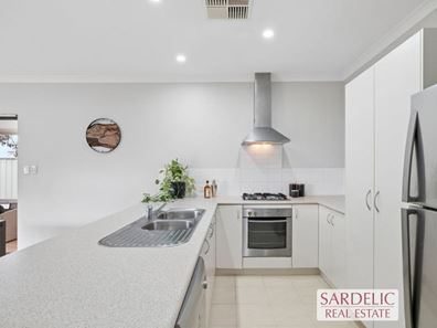 102B Walpole Street, Bentley WA 6102
