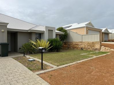 10 Thistle Wynd, Wandina WA 6530