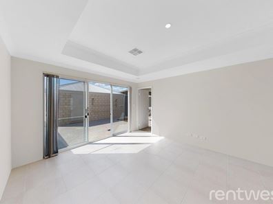 12 Yabbra Entrance, Yanchep WA 6035