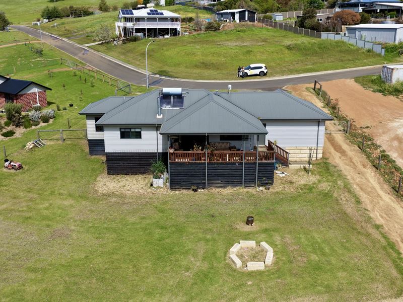 3 Diggers Green, Nannup WA 6275