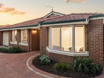 2/33 Tuart Street, Yokine WA 6060