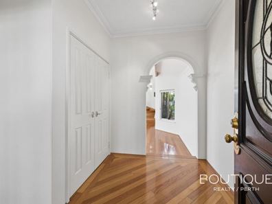 100 St Leonards Avenue, West Leederville WA 6007
