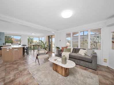 11 Yardarm Court, Ocean Reef WA 6027