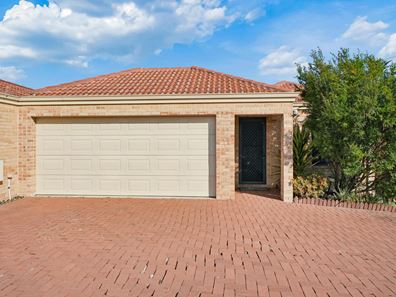 3/14 Stephen Street, Queens Park WA 6107