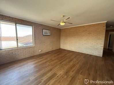2/30 Simpson Street, Beresford WA 6530
