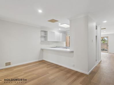 2/43 Wandarrie Avenue, Yokine WA 6060