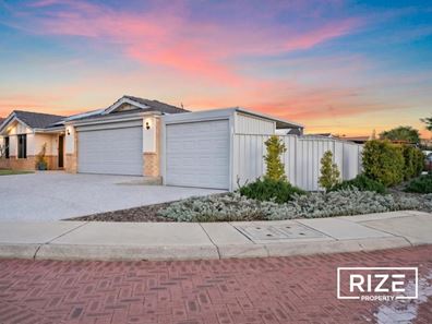 18 Staunton Vale, Carramar WA 6031