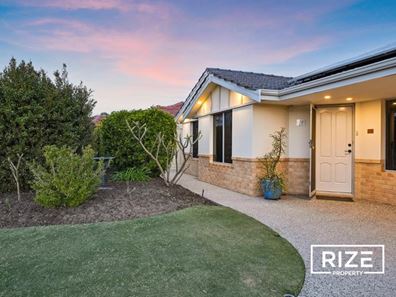 18 Staunton Vale, Carramar WA 6031