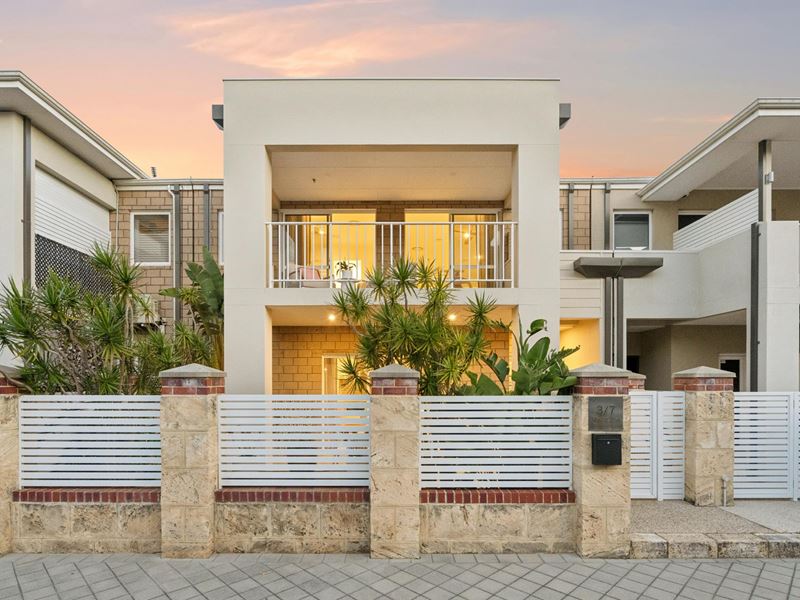3/7 Marina Drive, Ascot WA 6104