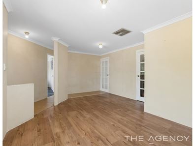 32 Peridot Turn, Banksia Grove WA 6031