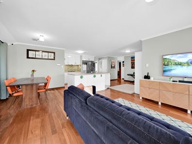 2 Ison Court, Caversham WA 6055