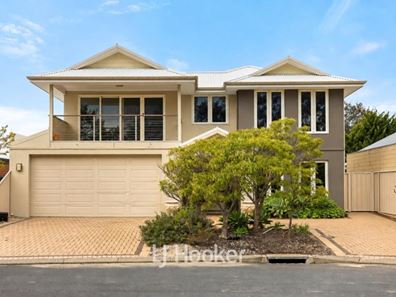 12 Ambrose Green, Pelican Point WA 6230