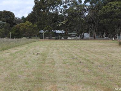 77 Sixth Avenue, Kendenup WA 6323