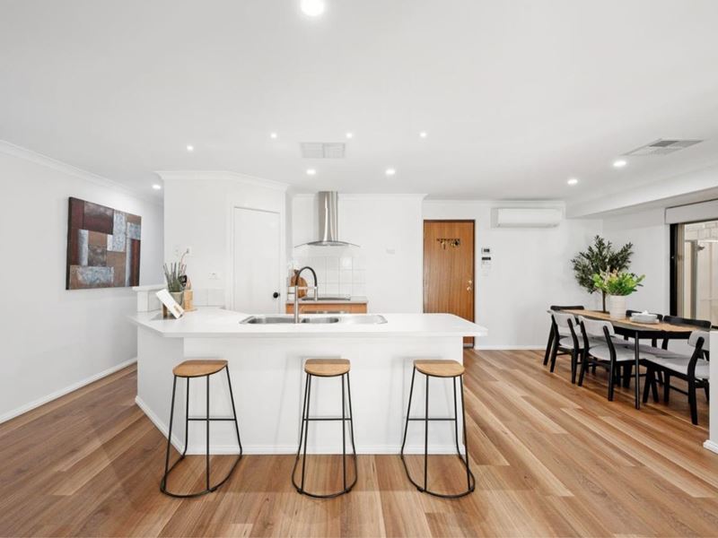 78 Thomas St, Queens Park WA 6107