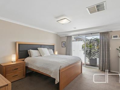 5 Craighall Turn, Madeley WA 6065