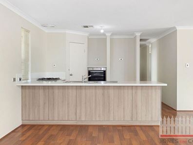 8 Firewood Vista, Yanchep WA 6035