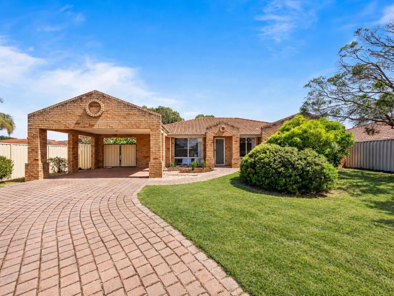 19 Moonlight Court, Huntingdale WA 6110