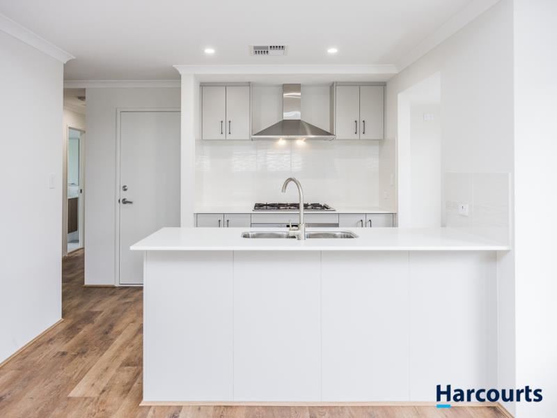 7 Callabonna Street, Champion Lakes WA 6111