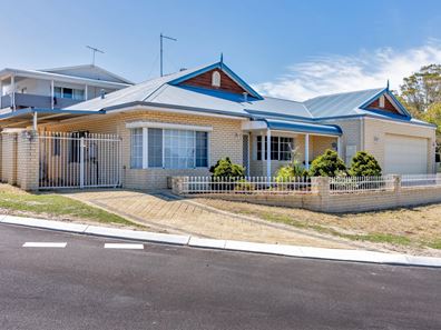24 Lynda Street, Falcon WA 6210