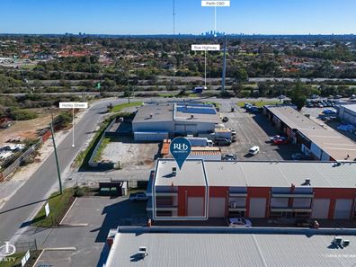 1/8 Hurley Street, Canning Vale WA 6155