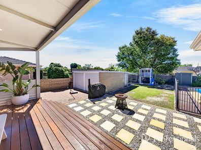 18 Oliver Street, Dianella WA 6059