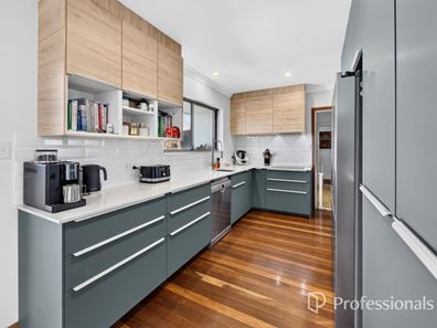 18 Oliver Street, Dianella WA 6059