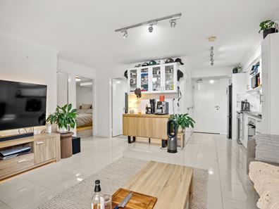 1/26 Westralia Gardens, Rockingham WA 6168