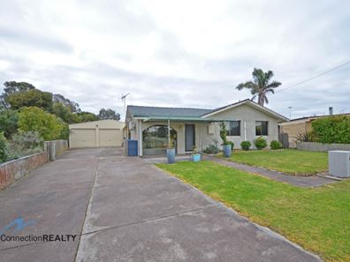 1 Manley Crescent, Collingwood Heights WA 6330