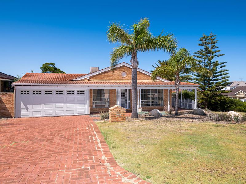 33 New England Drive, Hillarys WA 6025