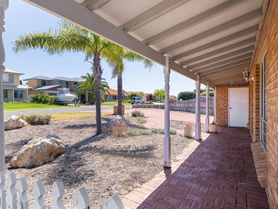 33 New England Drive, Hillarys WA 6025