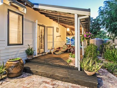 20 Liverpool Street, Shoalwater WA 6169