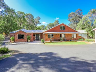 7 Feast Place, Leschenault WA 6233